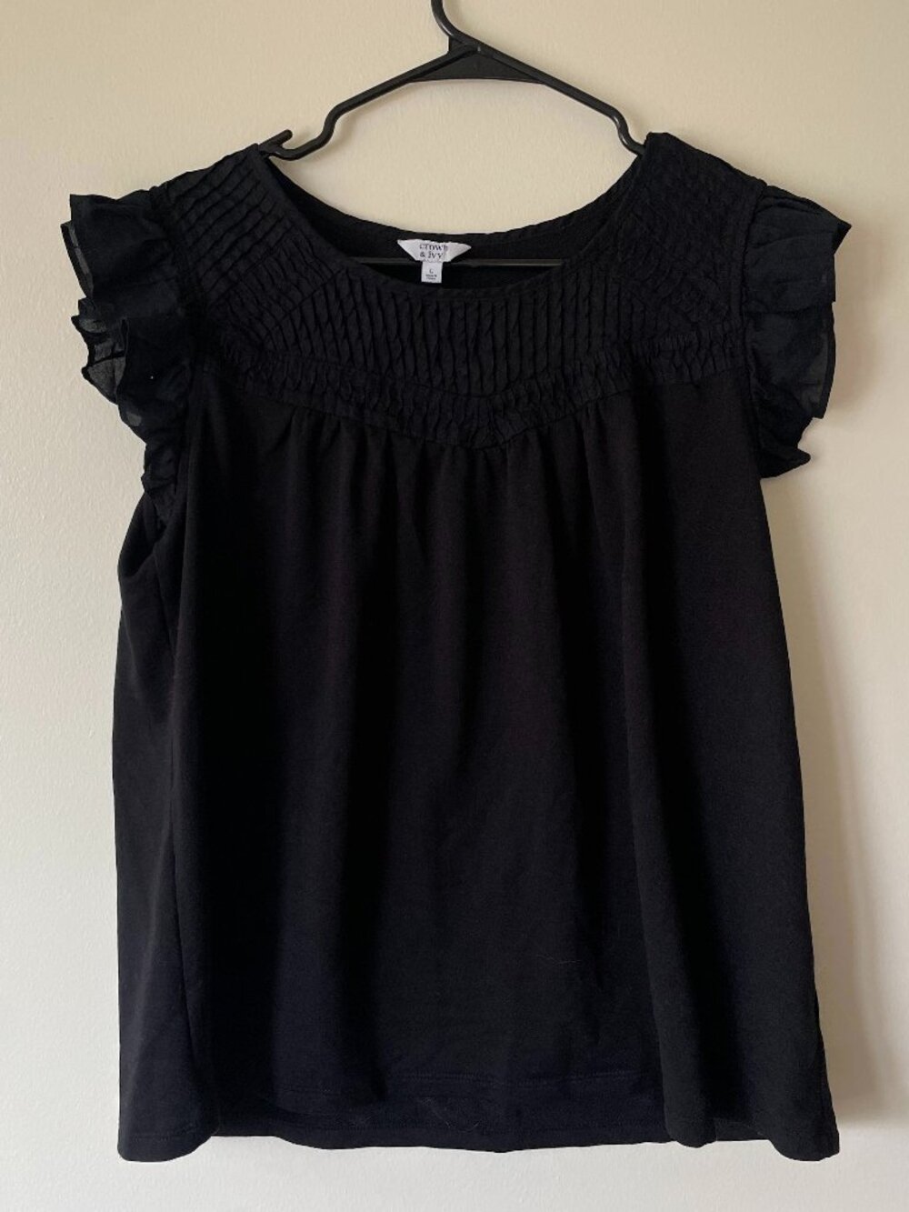 Crown & Ivy Black Smocked Yoke Flutter Sleeve Top Size L